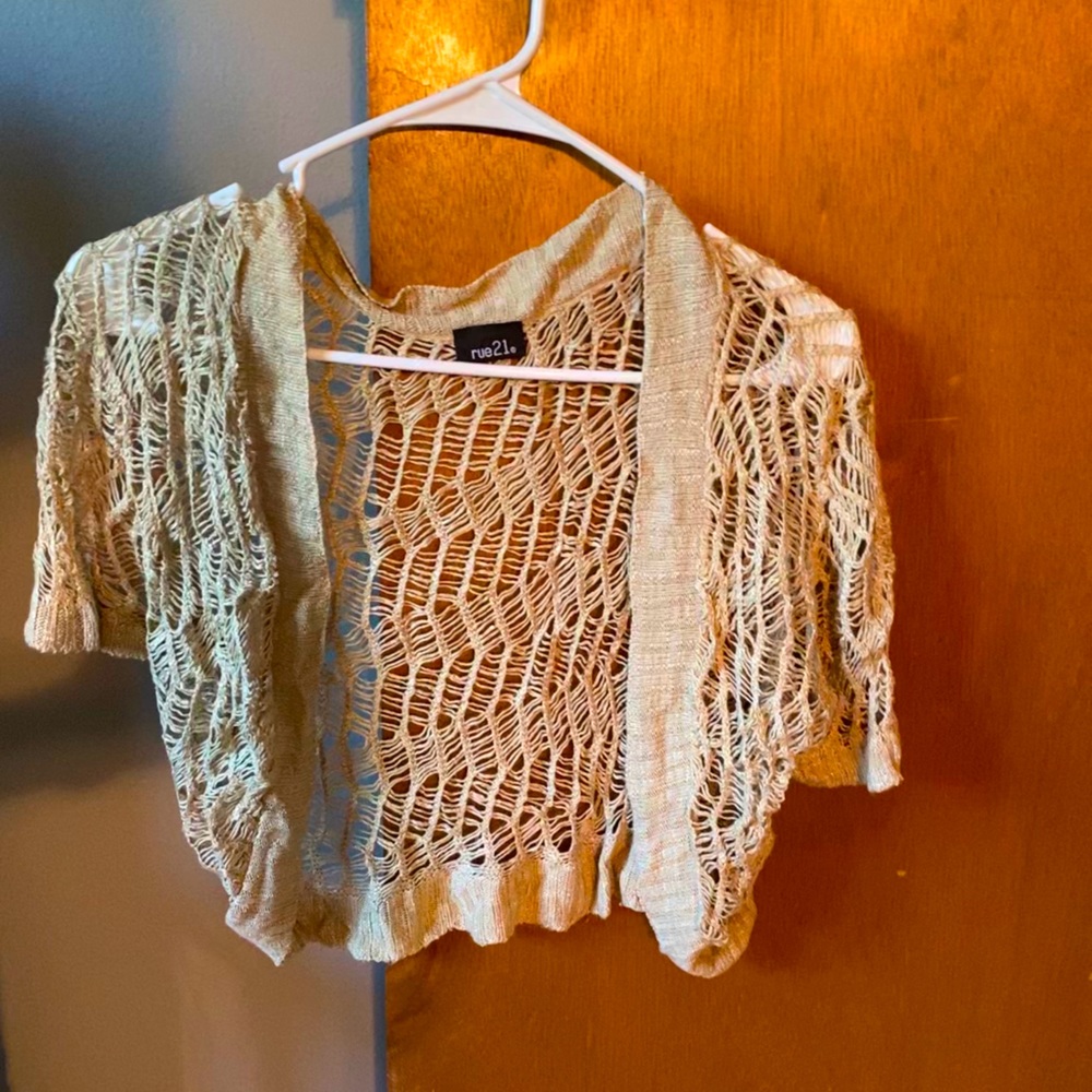 Size medium cream cover up